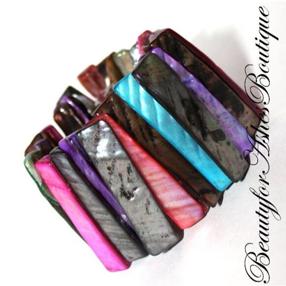 Mother of Pearl MOP Sea Shell Stretch Pacific Atlantic Sand Ocean Beach Bracelet - Picture 1 of 2